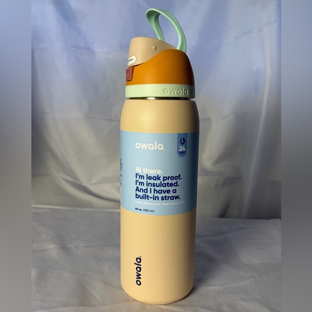 Owala insulated water bottle with a built-in straw. Water In the Desert 40 oz. 3